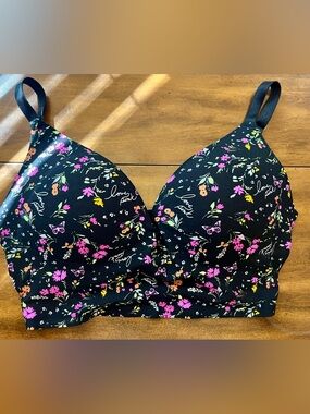 PINK Victoria's Secret  Floral Wireless Bralette Small/Medium DD